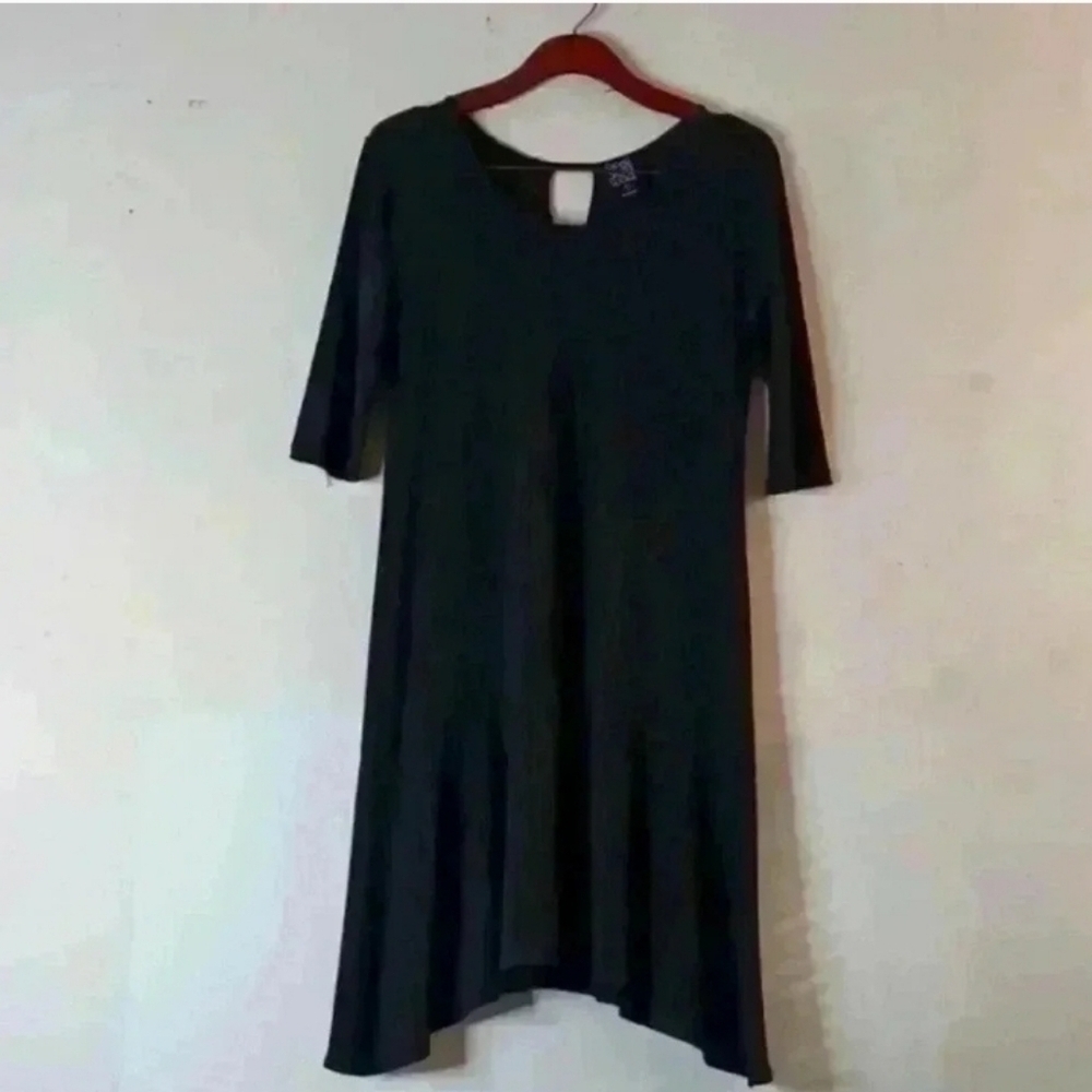 Clara Sun Woo Elegant Black Dress